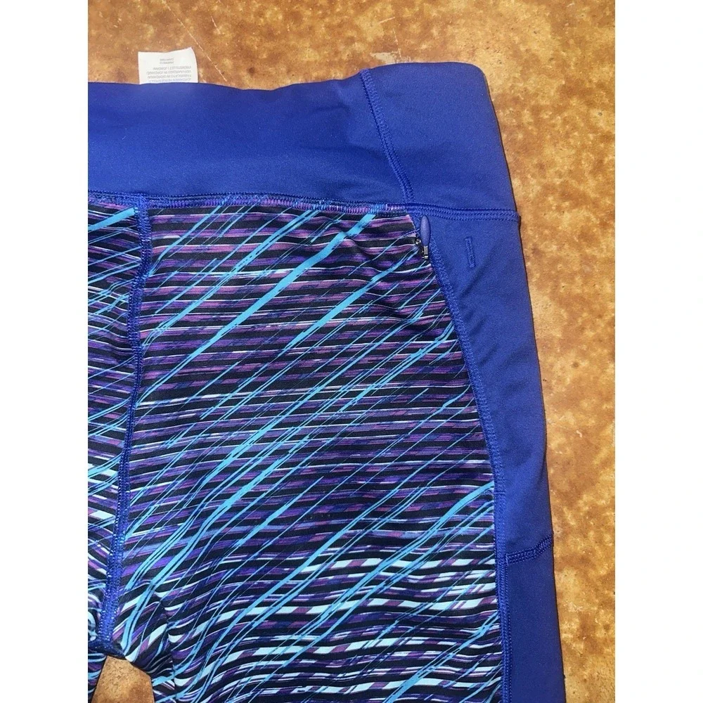 Under Armour Crop Yoga Pants Leggings Blue Geometric Athletic Size Large - Picture 5 of 8
